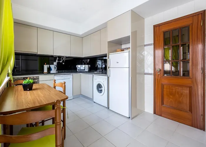 Im On Padme's Place Lägenhet